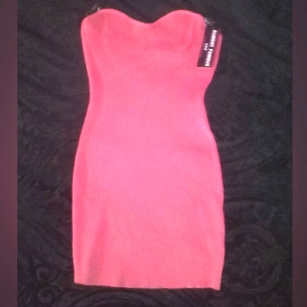 ALMOST FAMOUS Coral Pink, Strapless Cocktail Dress